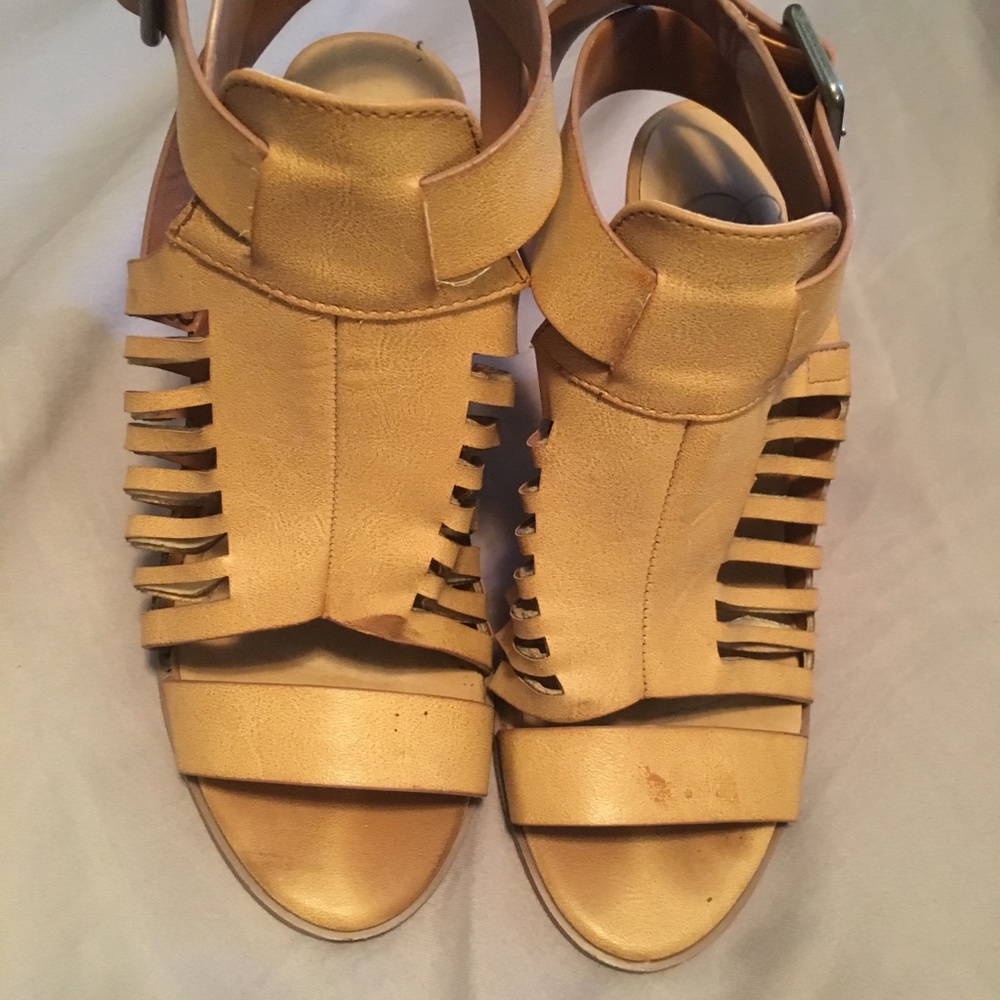 Tan wedges